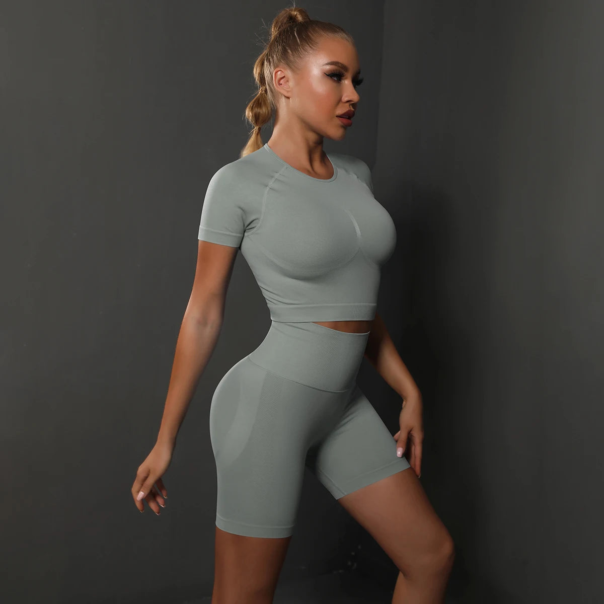 InMyEndz Seamless Yoga Set – Power Curve Edition